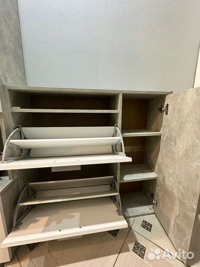 Обувница в прихожую закрытая