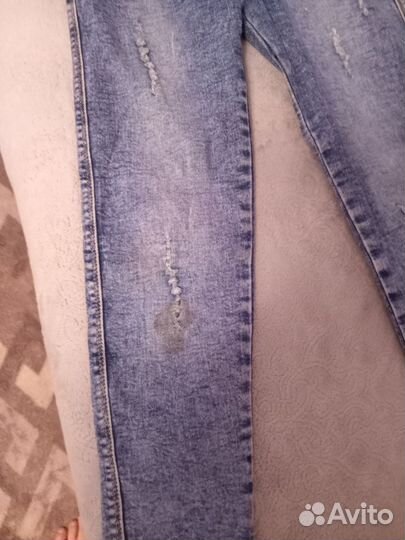 Джинсовый комбинезон