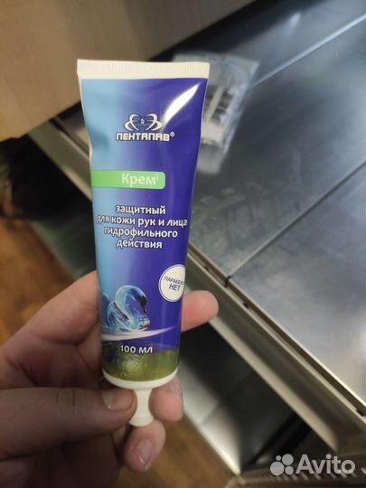 Защитный регенерирующий крем,паста очищающая.Новые