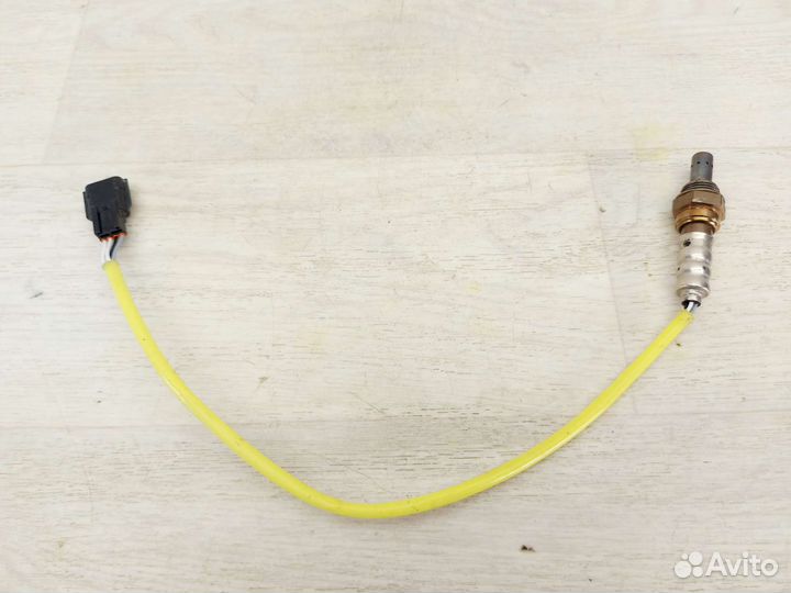 Датчик кислорода лямбда-зонд Renault 7700274189
