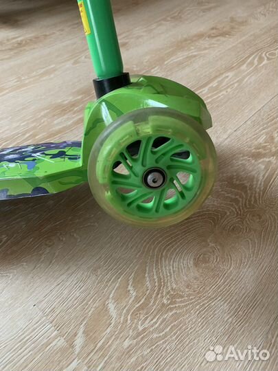 Самокат детский трехколесный