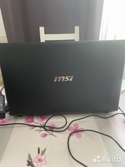 Ноутбук msi