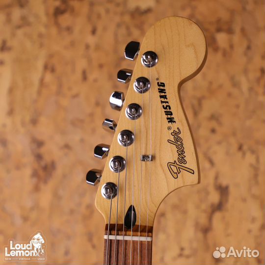 Fender LE Offset Series Mustang Shell Pink 2017