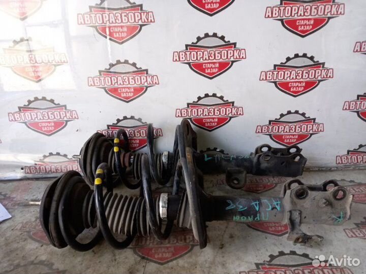 Стойка передняя Toyota Vanguard ACA38 2azfe 2012