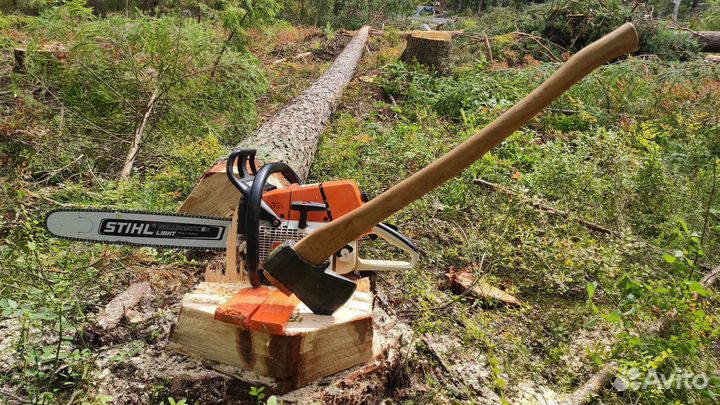 Спилить дерево