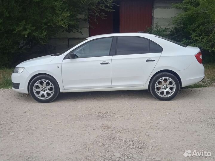 Skoda Rapid 1.6 МТ, 2015, 152 000 км
