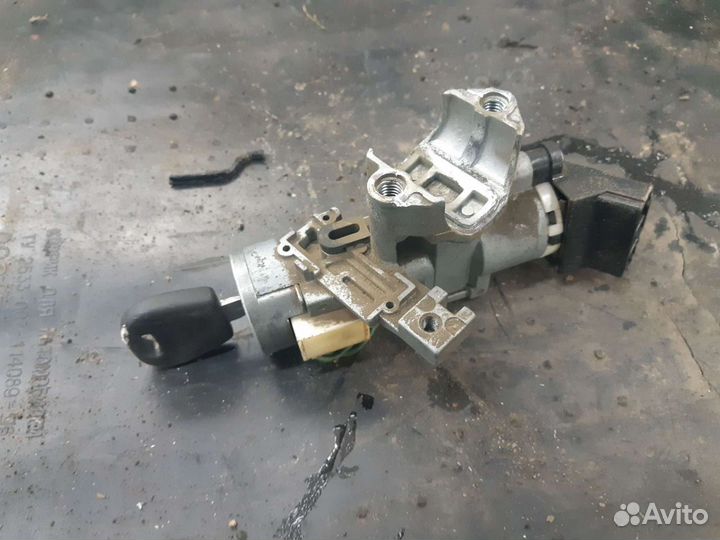 Замок зажигания мазда 626ge