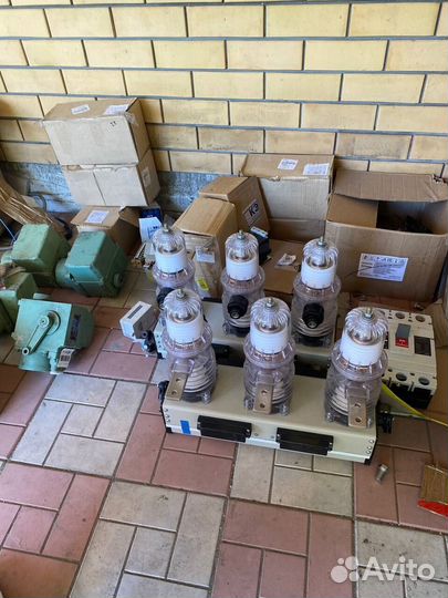 Вакуумный выключатель BB/TEL ISM15 LD 1 (67)