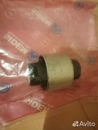 Сайлентблоки рычага подвески задние VAG,2шт