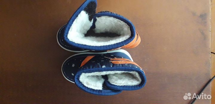 Детские ботинки