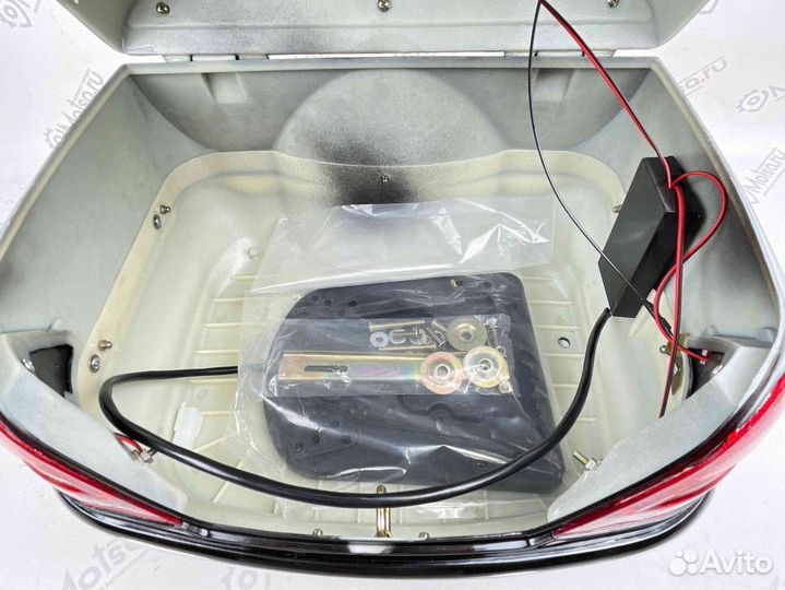 Кофр (задний ящик) 26л. ZH-807X (Honda goldwing,гл