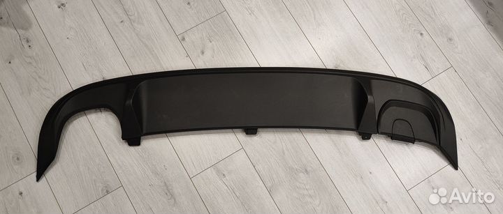 Нижний спойлер