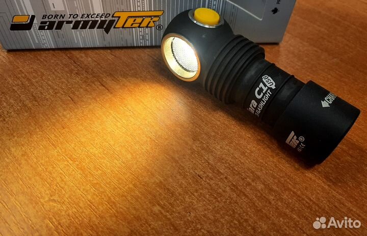 Фонарь Armytek Tiara C1 USB XP-L (Теплый свет)