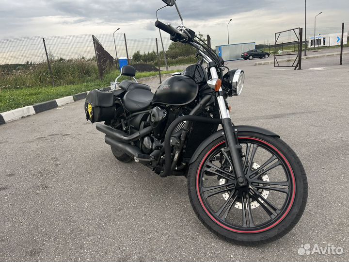 Kawasaki Vulkan VN900 custom