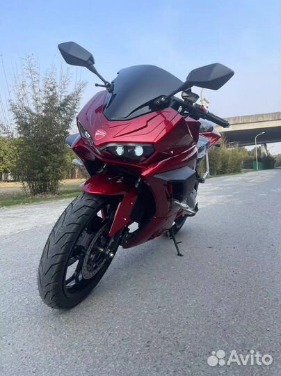 Электромотоцикл Ducati