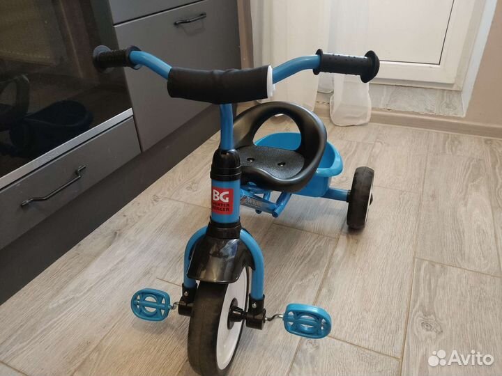 Трехколесный велосипед новый