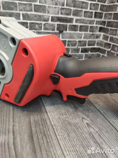 Труборез Milwaukee C12PPC