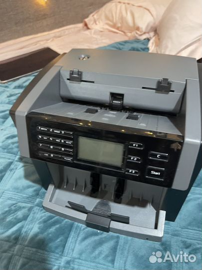 Машинка для счета денег