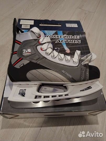 Коньки хоккейные 43 размер