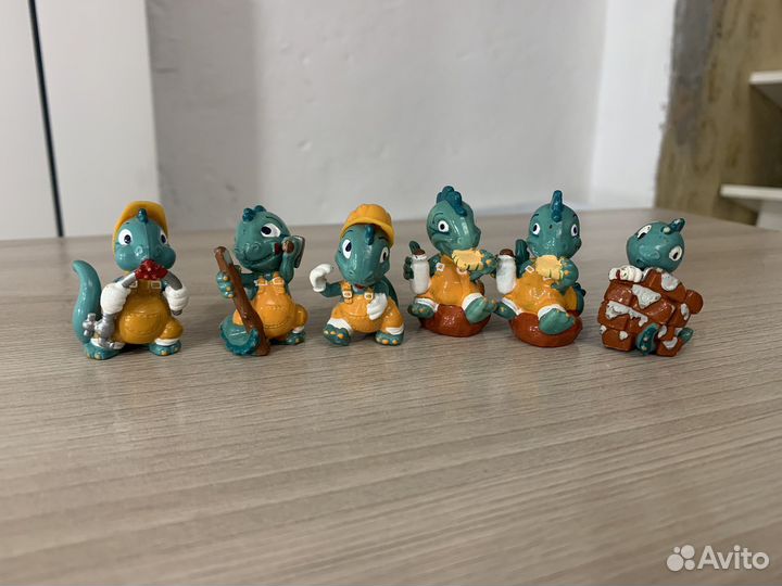 Игрушки из киндер сюрприза