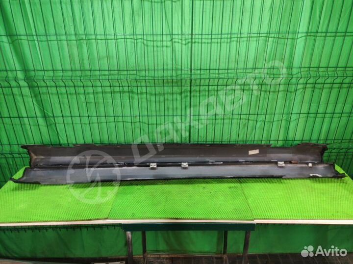 Накладки порогов комплект Mercedes-Benz C W204