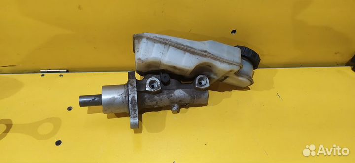 Главный тормозной цилиндр Ford Focus II 2004-2008