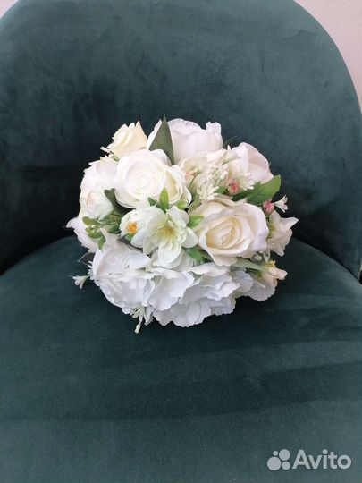 Букет невесты свадебный готовый, новый в наличии