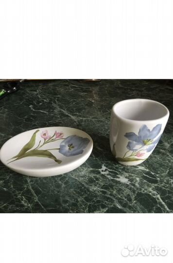 Мыльница и стакан для ванной комнаты