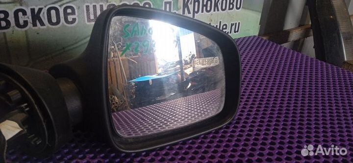 Зеркало правое Renault Sandero