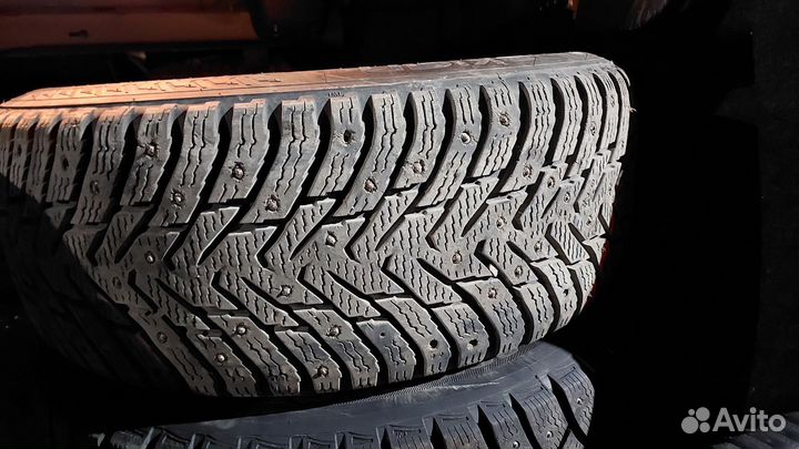 Nokian Tyres Hakkapeliitta 8 205/55 R16 94T