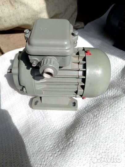 Электродвигатель апн 012/2