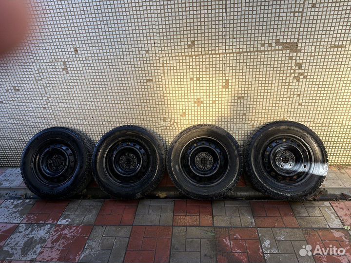 Nokian Tyres Hakkapeliitta 4 195/65 R15 95T