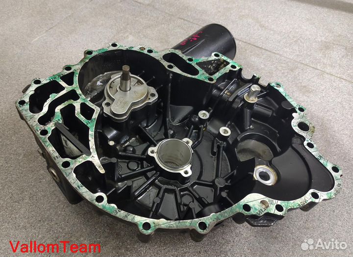 Лот SD2-110 Крышка двигателя гидроцикла BRP RXT 21