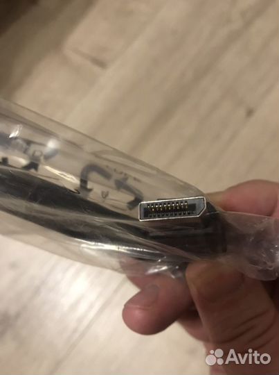 Кабель DisplayPort