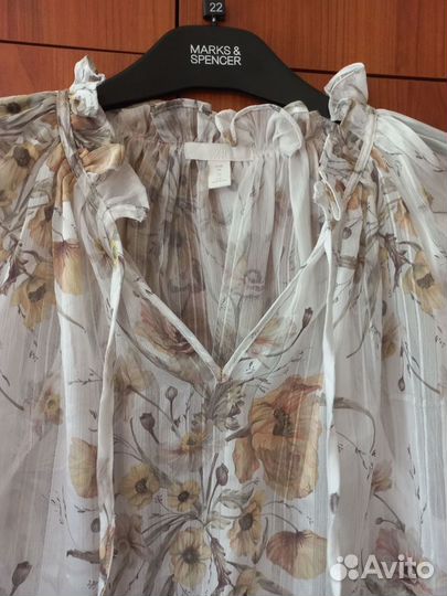 Блузка женская H&M романтичная размер 42-44, 46,48