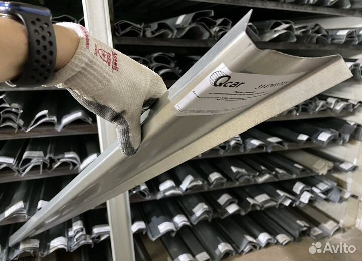 Порог правый Renault Kangoo, Nissan Kubistar 1997