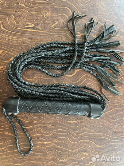 Плетка из замкожи