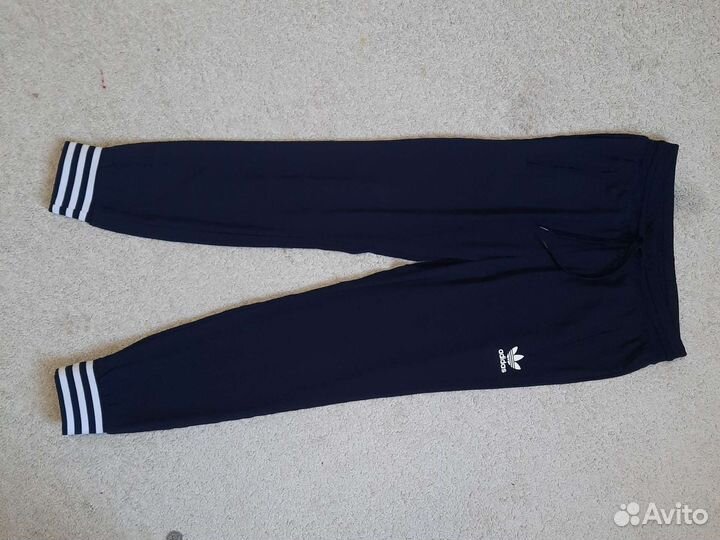 Спортивный костюм adidas новый