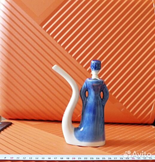 Питейник фарфоровый из Пятигорска