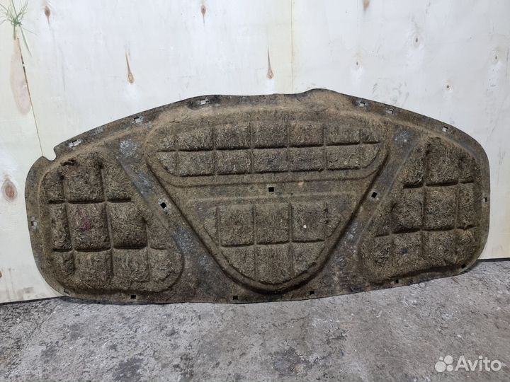 Шумоизоляция капота Пассат Б-5 +. N-2