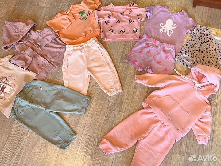 Пакет одежды на девочку 74-80