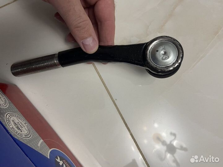 Продам рулевые наконечники ваз 2115