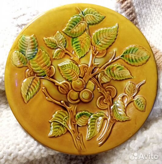 Настенная декоративная тарелка Вишня зик Конаково