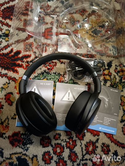 Беспроводные наушники Sennheiser HD 4.40BT