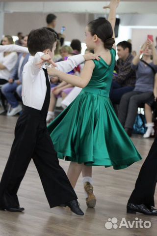 Рейтинговые Платья и туфли