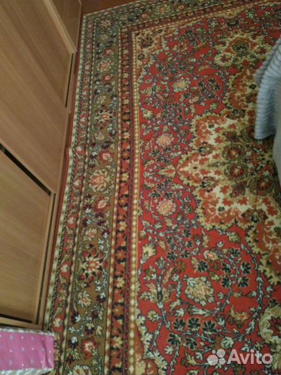 Ковер шерстяной