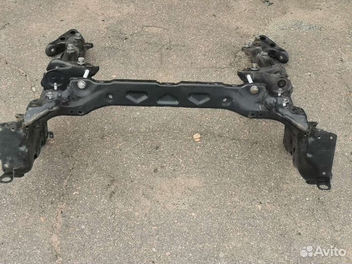 Audi A6 C7 подрамник передний