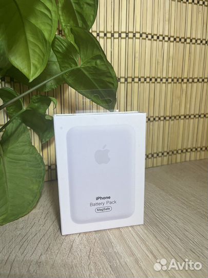 iPhone Battery Pack MagSafe