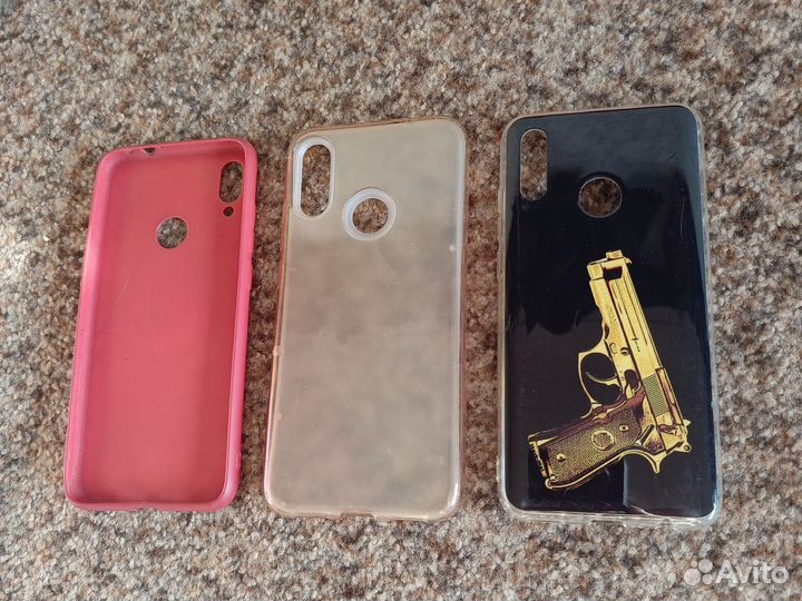 Чехлы на смартфоны разные