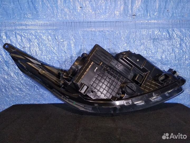 Фара левая Kia Ceed 2